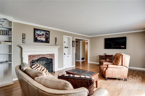 22 Pendleton Rd, Sylva, NC 28779 photo 5