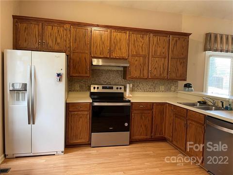 306 Latimer Ln, Morganton, NC 28655 photo 3