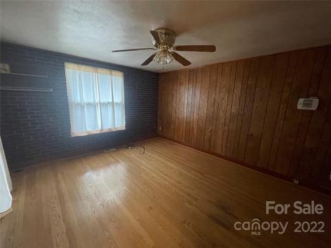 205 27th St SW, Hickory, NC 28602 photo 6