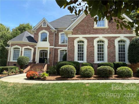 18700 River Crossing Blvd, Davidson, NC 28036 photo 3