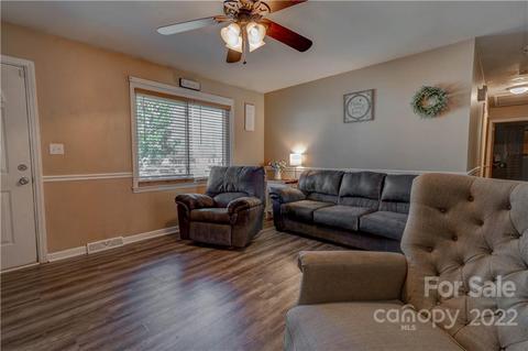 802 Boyce St, Kings Mountain, NC 28086 photo 2