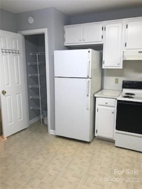102 Brandywine Dr #U6, Conover, NC 28613 photo 9