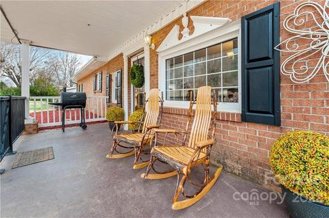 159 W Cascade Dr, Marion, NC 28752 photo 11