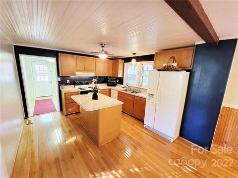 307 Causby Rd, Morganton, NC 28655 photo 5