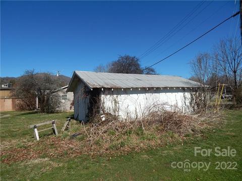 267 Charles St, Clyde, NC 28721 photo 5
