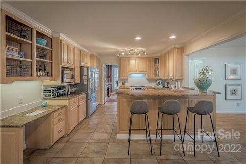 110 Brookstone Dr, Morganton, NC 28655 photo 7
