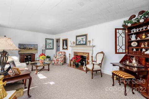 205 5th St NE, Conover, NC 28613 photo 6