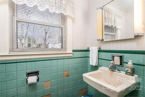 205 5th St NE, Conover, NC 28613 photo 16