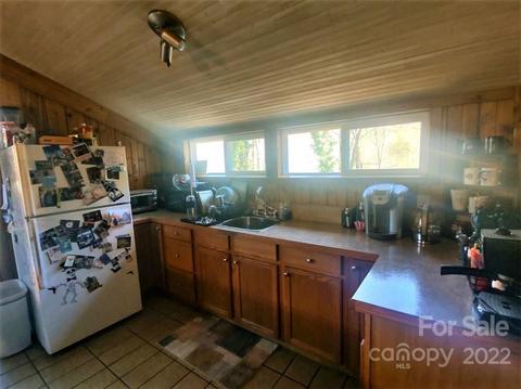 180 Claude Cook Rd, Sylva, NC 28779 photo 7