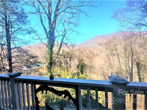 180 Claude Cook Rd, Sylva, NC 28779 photo 2