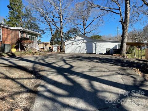 901 13th St, Kannapolis, NC 28083 photo 3