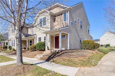 15308 Crossing Gate Dr, Cornelius, NC 28031 photo 1
