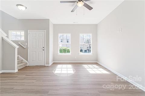 15308 Crossing Gate Dr, Cornelius, NC 28031 photo 4
