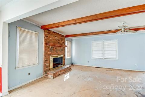 113 Walnut St, Lowell, NC 28098 photo 10