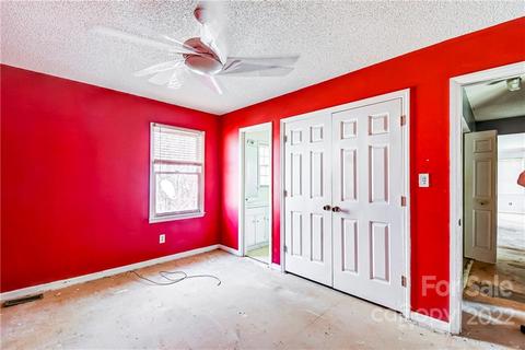 113 Walnut St, Lowell, NC 28098 photo 23