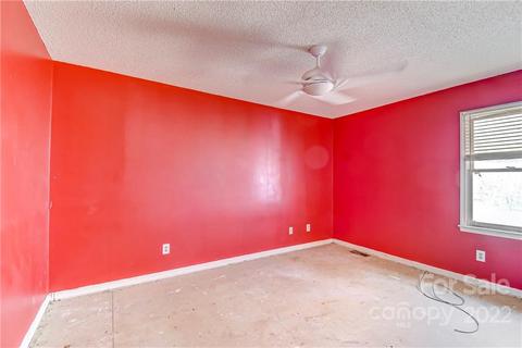 113 Walnut St, Lowell, NC 28098 photo 22