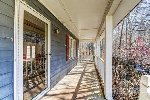 113 Walnut St, Lowell, NC 28098 photo 4