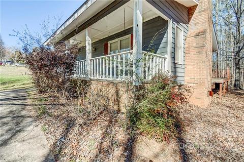 113 Walnut St, Lowell, NC 28098 photo 37