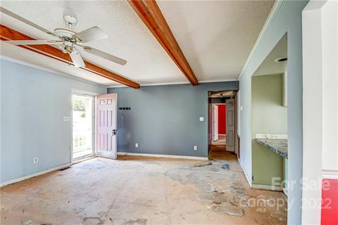 113 Walnut St, Lowell, NC 28098 photo 11