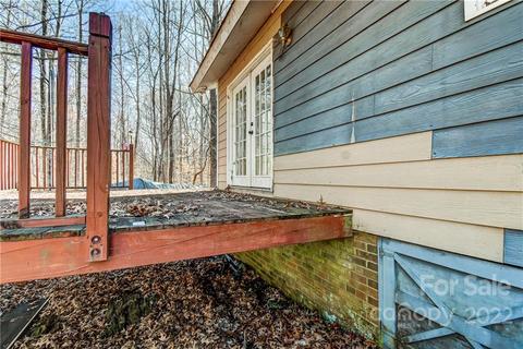 113 Walnut St, Lowell, NC 28098 photo 32