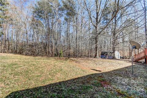 113 Walnut St, Lowell, NC 28098 photo 30