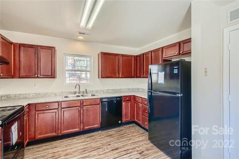 18019 Lynn Ln, Cornelius, NC 28031 photo 5