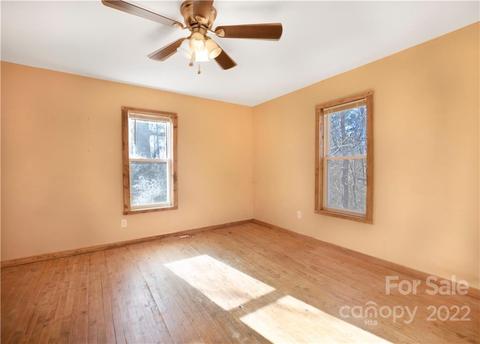 313 Chief Thomas Rd, Harmony, NC 28634 photo 9