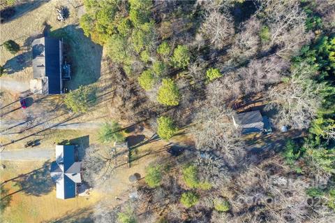 313 Chief Thomas Rd, Harmony, NC 28634 photo 18