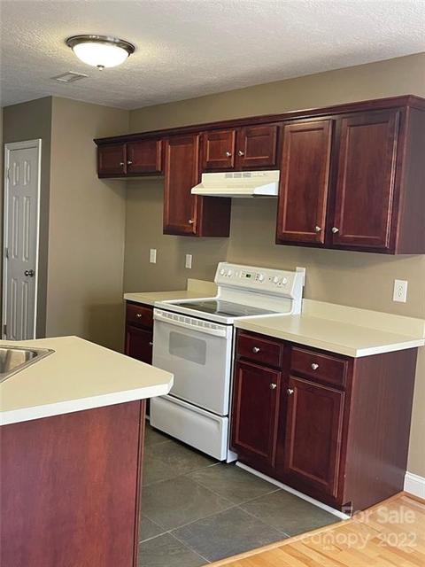 3510 Section House Rd, Hickory, NC 28601 photo 10