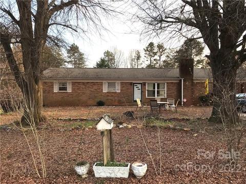 1897 August St, Conover, NC 28613 photo 2