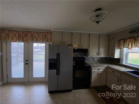 111 Buff Ave, Morganton, NC 28655 photo 7