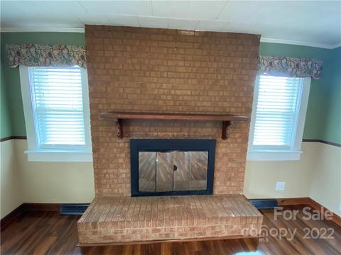 111 Buff Ave, Morganton, NC 28655 photo 4