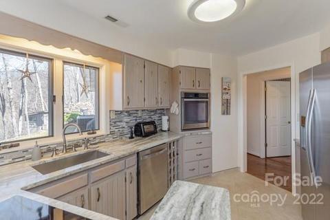 1505 Rixhaven Dr, Saluda, NC 28773 photo 14