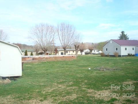285 Brookside Dr, Canton, NC 28716 photo 3