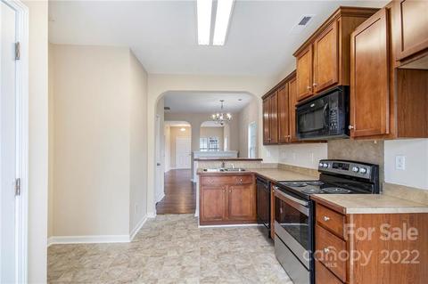 2005 Twilight Ln, Monroe, NC 28110 photo 8