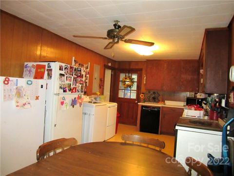 1243 Howard Gap Loop Rd, Flat Rock, NC 28731 photo 20