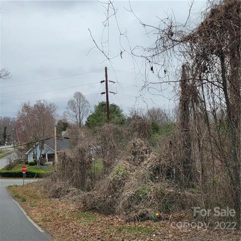 000 Broadway St NW, Lenoir, NC 28645