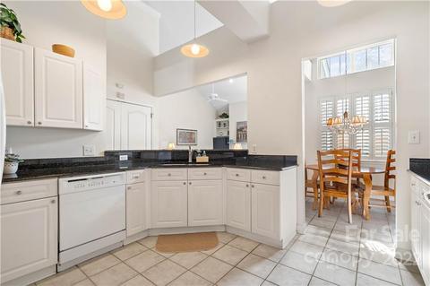 18416 Harborside Dr, Cornelius, NC 28031 photo 9