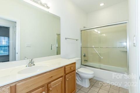 8564 Kilty Ct, Charlotte, NC 28269 photo 26