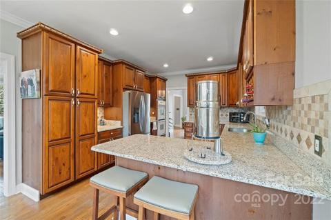 1126 Morningside Dr, Conover, NC 28613 photo 7