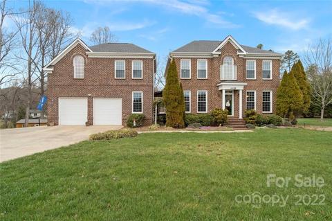 1126 Morningside Dr, Conover, NC 28613 photo 1