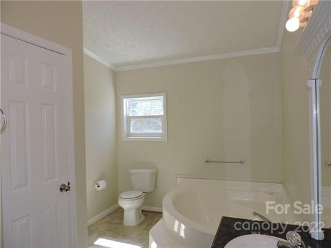 2108 Kyle Ct SE, Conover, NC 28613 photo 13