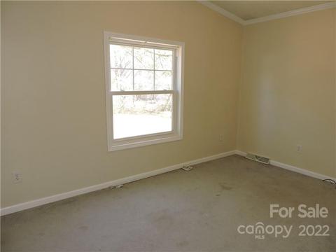 2108 Kyle Ct SE, Conover, NC 28613 photo 18