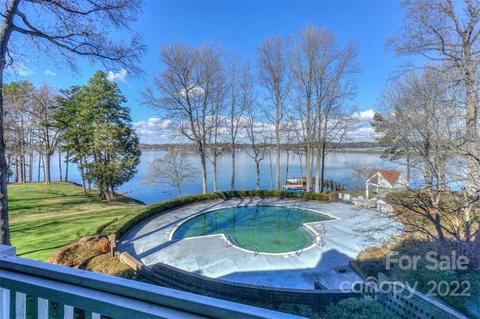 317 Northwest Dr, Davidson, NC 28036 photo 1