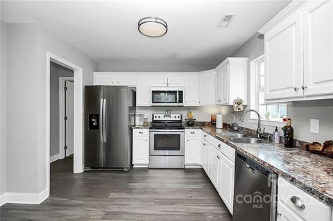 3240 Silver Fox Cir, Lancaster, SC 29720 photo 15
