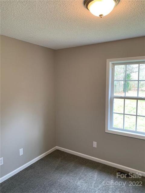 2008 Eaker Dr, Cherryville, NC 28021 photo 5