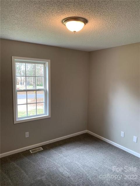 2008 Eaker Dr, Cherryville, NC 28021 photo 4
