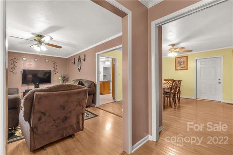 605 Davis St, Lancaster, SC 29720 photo 4