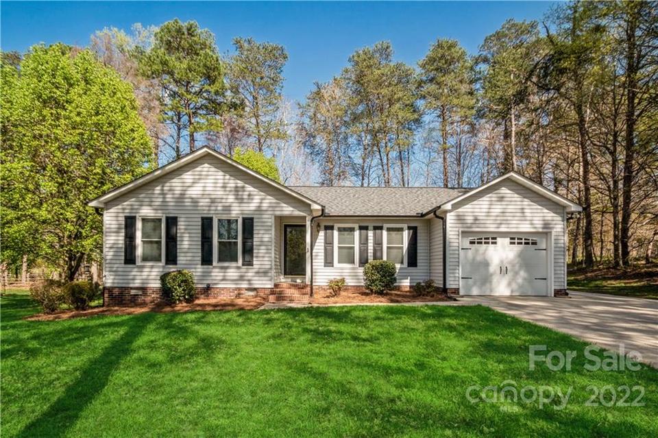 528 N Main Gq St, Granite Quarry, NC 28146 33 Photos MLS 3840150