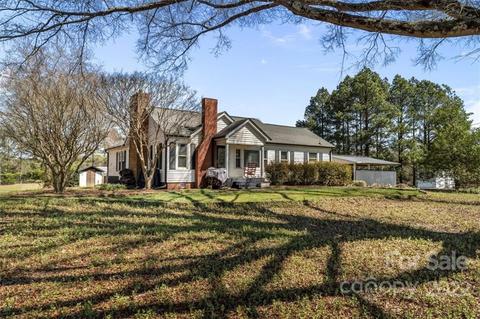 8875 Mauney Rd, Mount Pleasant, NC 28124 photo 3